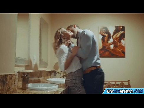 ❤️ Cuando una rubia tetona te seduce en un baño público ❤❌ Video de porno en es.dreamlandpassionjourney.ru ❌️❤️❤️❤️❤️❤️❤️❤️